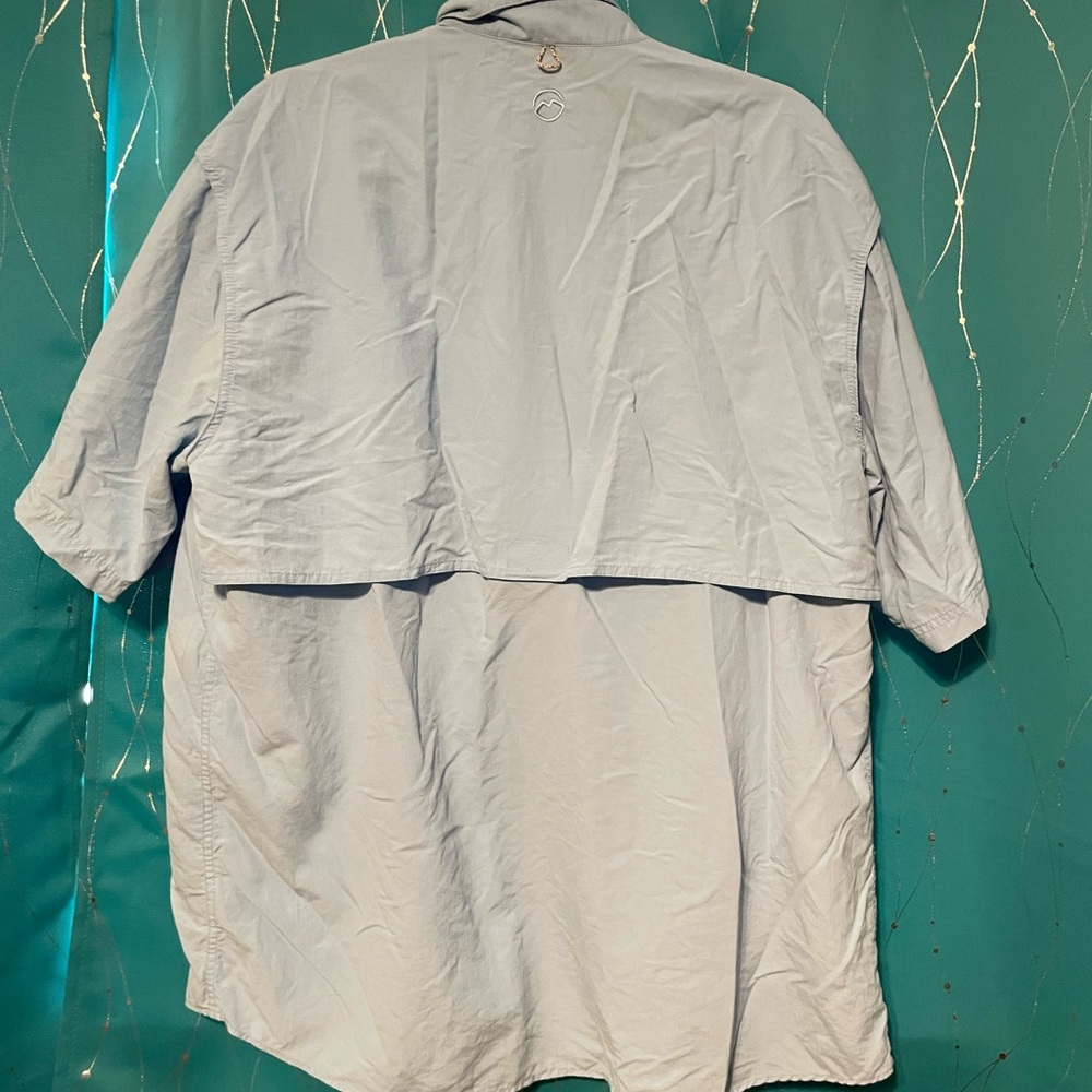 Button ups - Picture 5 of 9